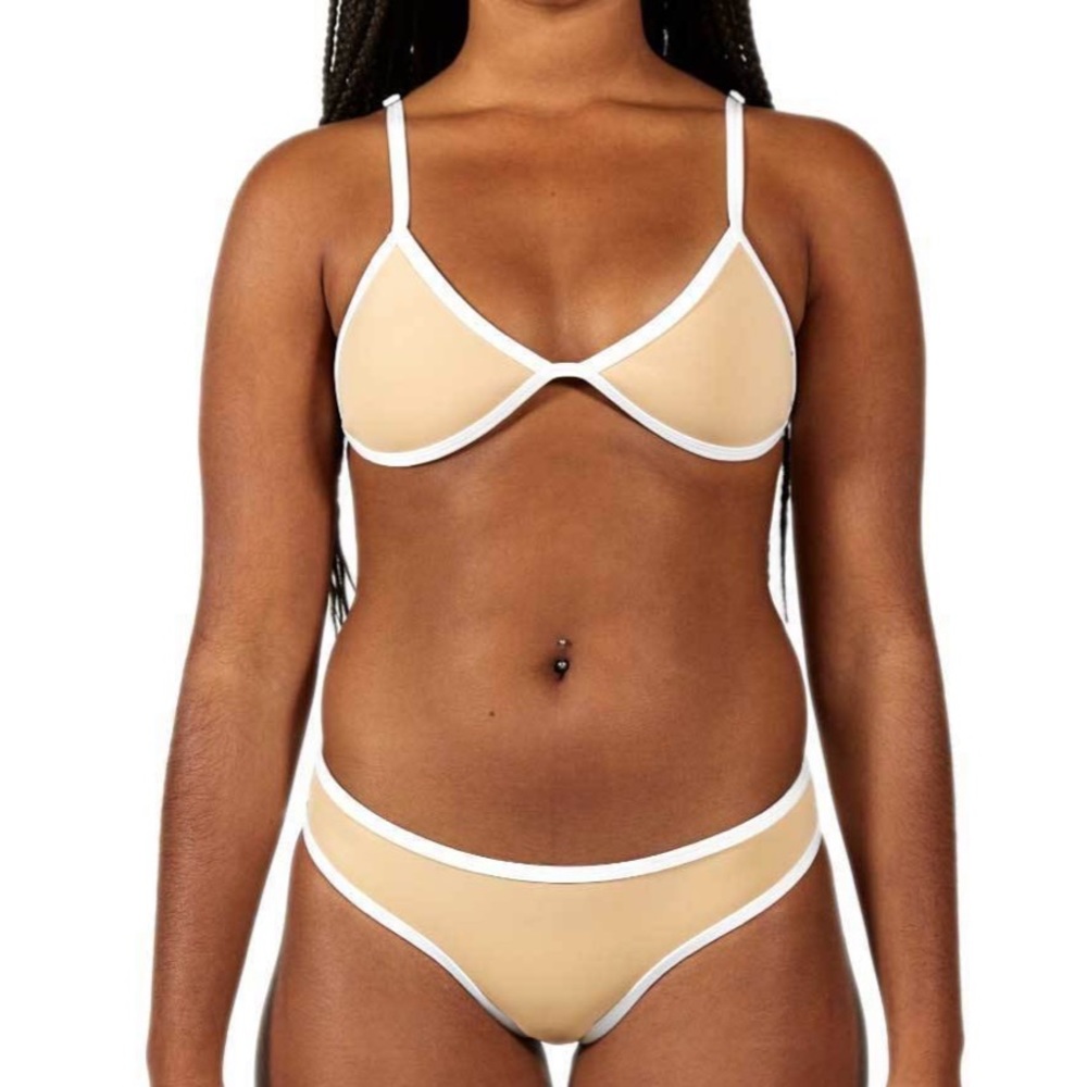 NEW- Hoaka Ally Beige Set